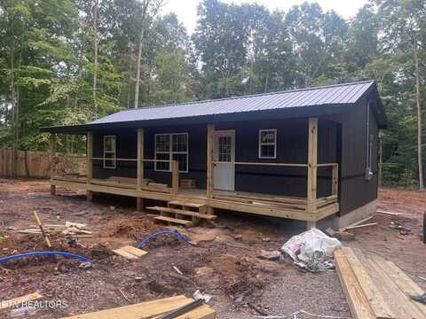 470 Trimmer Ln, Jamestown, TN 38556