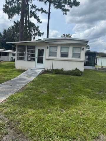 1085 Marcy Drive, Deland, FL 32724