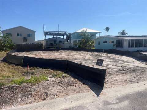 842 180TH AVENUE E, REDINGTON SHORES, FL 33708