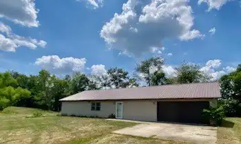 595 Co. Rd. 1100 N., Norris City, IL 62869