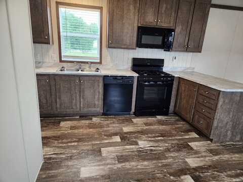 640 Oregon, Belleville, MI 48111