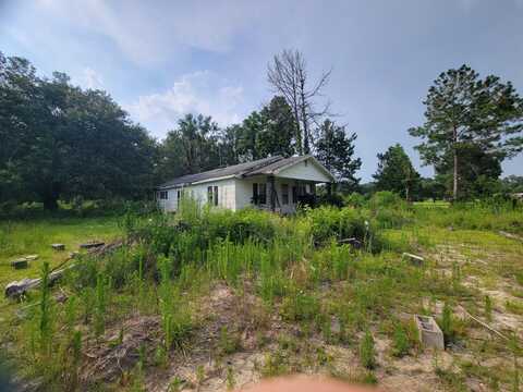 1381 Gausetown Road, Kingstree, SC 29556