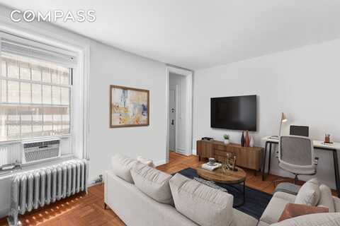 261 West 22nd Street, New York, NY 10011