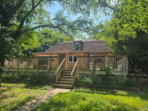 2375 Milo Rd, Abilene, KS 67410