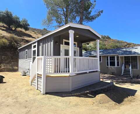 1631 Harbison Canyon Rd., El Cajon, CA 92019