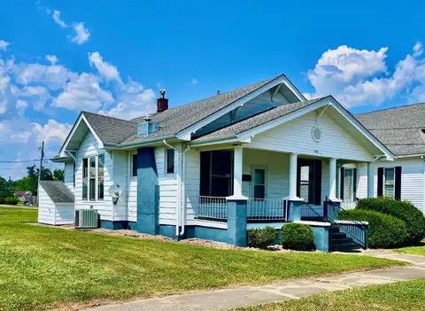 106 Smith St., Carmi, IL 62821