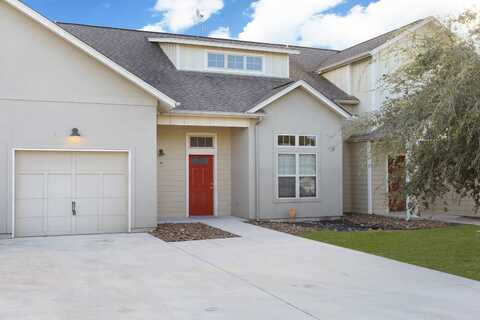 221 Circle Court, Pleasanton, TX 78064