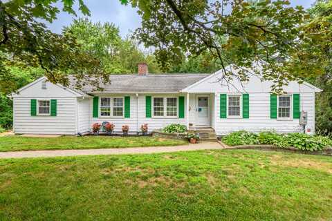 702 Griswold Street, Glastonbury, CT 06033