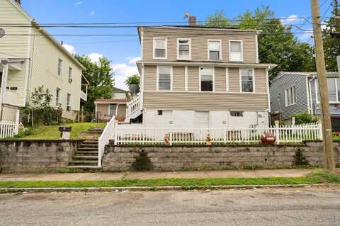 28 West High Street, New London, CT 06320