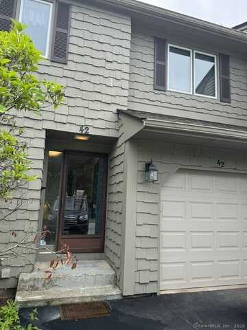 42 Uplands Way, Glastonbury, CT 06033