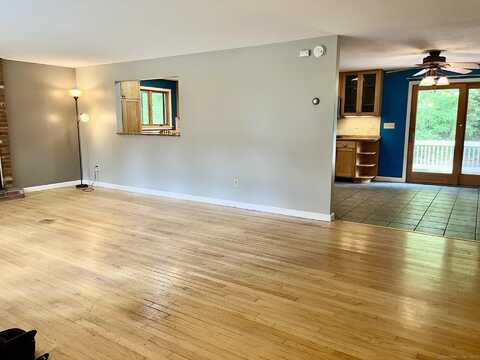 3 Sage Lane, East Granby, CT 06026
