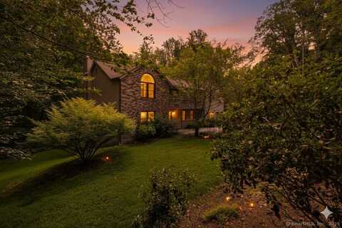 27 Blackberry Drive East, Stamford, CT 06903