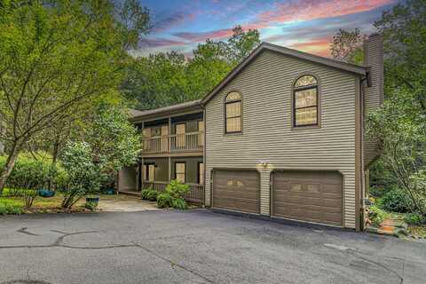 27 Blackberry Drive East, Stamford, CT 06903