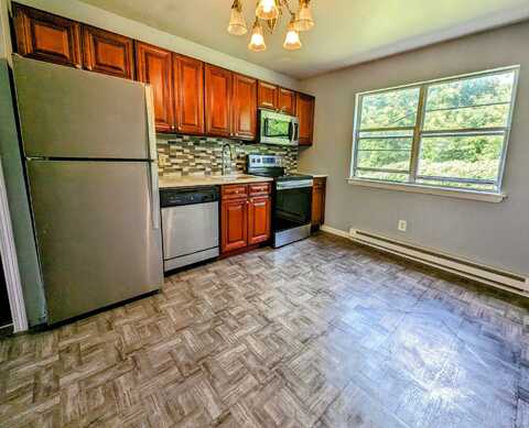 75 Belair Drive, New Milford, CT 06776