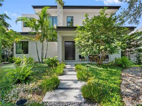 526 16TH AVENUE NE, Saint Petersburg, FL 33704