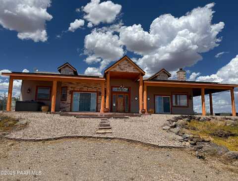 22285 N Malapai Ridge Road, Paulden, AZ 86334