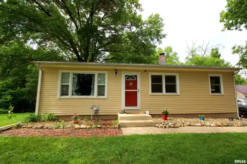 3422 HOBSON Avenue, Davenport, IA 52802