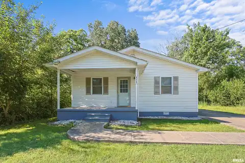 416 W HARRISON Street, Carrier Mills, IL 62917