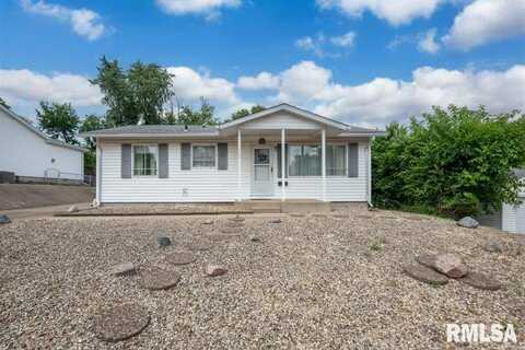 1425 ARTHUR Street, Pekin, IL 61554