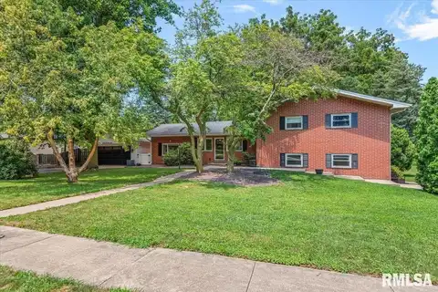 2929 Cider Mill Lane, Springfield, IL 62702