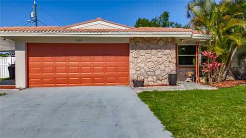 1469 S HILLCREST AVENUE, CLEARWATER, FL 33756