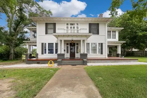 405 E Neches St, PALESTINE, TX 75801