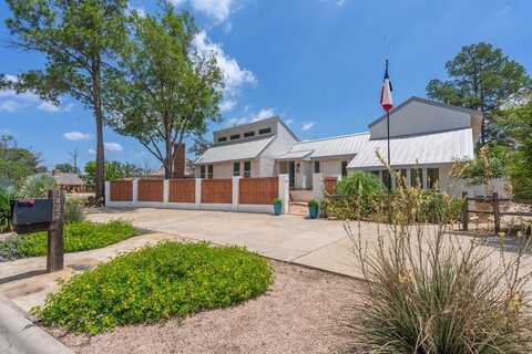 1422 Lanham St, Midland, TX 79701