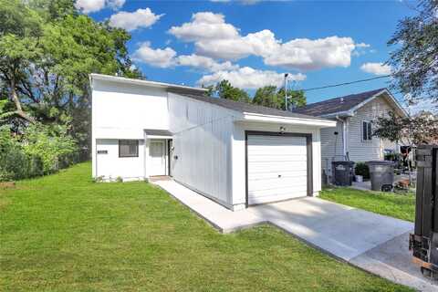 1356 E 17th Court, Des Moines, IA 50316