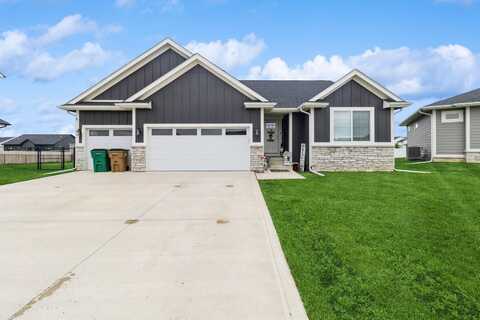 208 11th Court NW, Bondurant, IA 50035