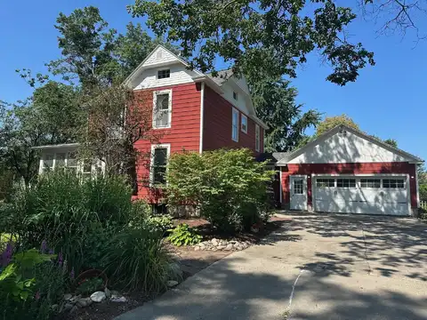 804 N 4th Avenue, Winterset, IA 50273