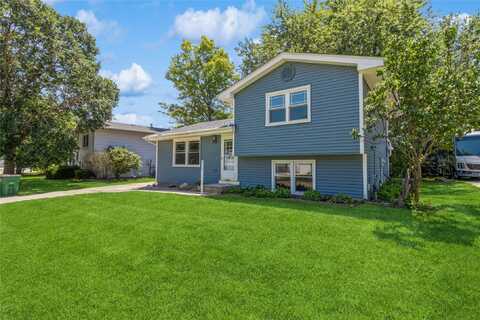 712 NE 9th Street, Grimes, IA 50111