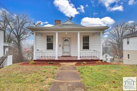 611 Watt Street, Martinsville, VA 24112