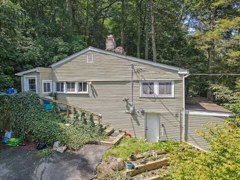 6680 Haasadahl Road, Allentown, PA 18106