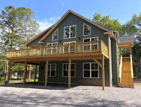 644 Towamensing Trail, Albrightsville, PA 18210