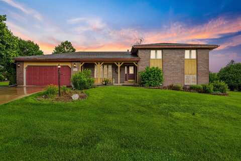 16785 Country Club, Peosta, IA 52068