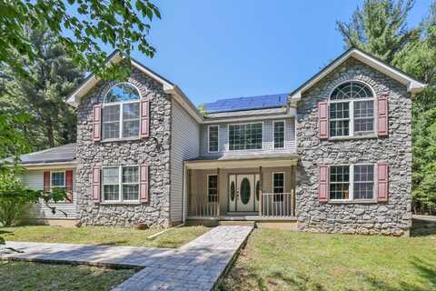 2299 Long Acre Drive, Effort, PA 18330