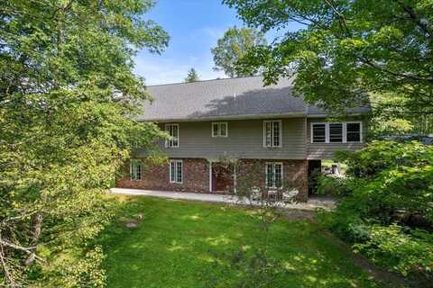 144 Crosstown Highway, Union Dale, PA 18470