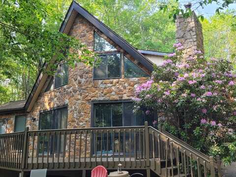 2048 Beaver Run Road, Pocono Lake, PA 18347