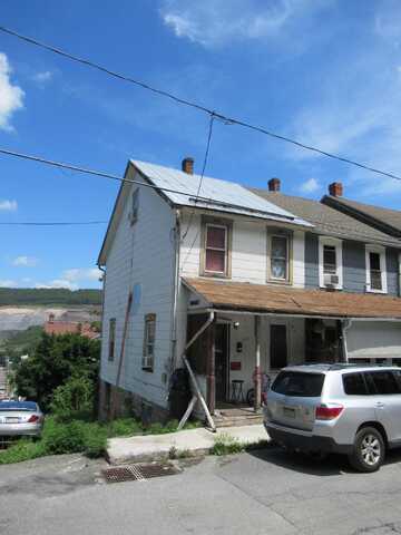 369 W Water Street, Lansford, PA 18232