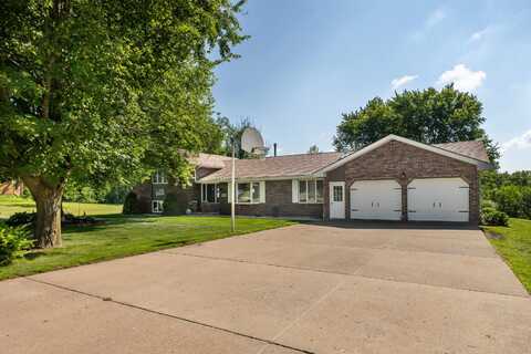 7121 Pine, East Dubuque, IL 61025