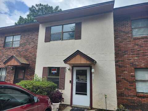 696 Tyner Street, Fort Walton Beach, FL 32547