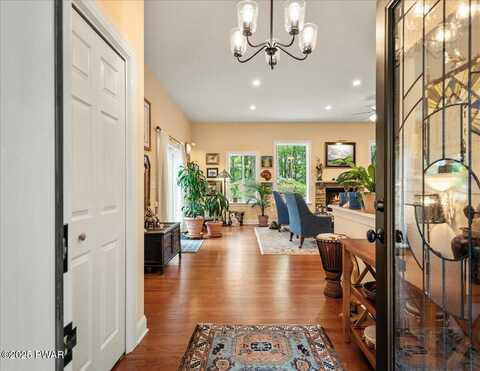 4426 Skyline Drive, Canadensis, PA 18325