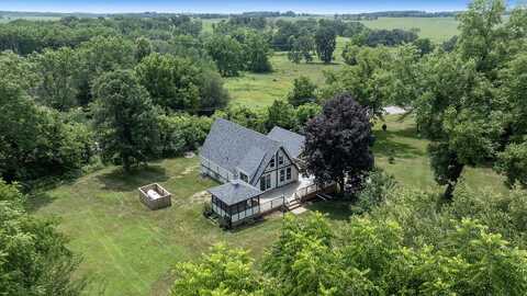 114 Blackberry, DIXON, IL 61021