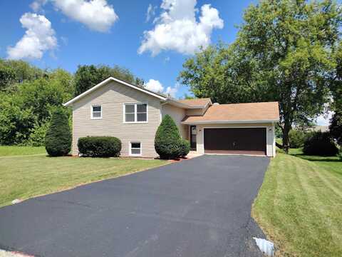 107 SE Cornwall, POPLAR GROVE, IL 61065