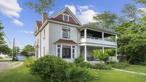 123 E 3rd, BYRON, IL 61010