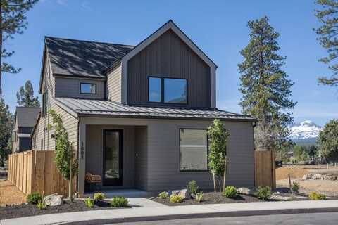 1011 W Linda Avenue, Sisters, OR 97759