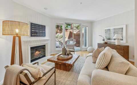 600 Willow RD 6, MENLO PARK, CA 94025