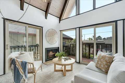 208 Brook AVE, Santa Cruz, CA 95062