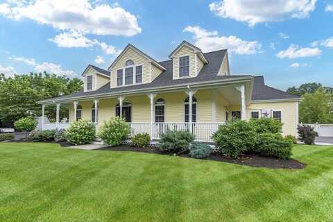 11 Lowe Meadow Ln, North Attleboro, MA 02760
