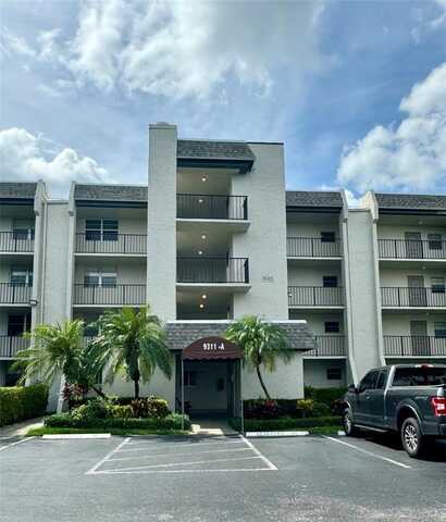 9311 Orange Grove Dr, Davie, FL 33324